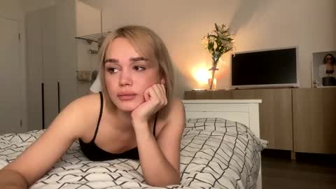 Mary online show from December 4, 2024, 3:04 am