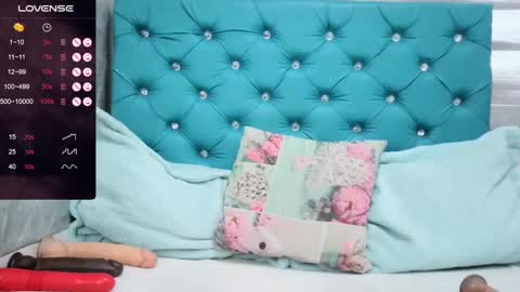  Mary Moon  online show from December 10, 2024, 4:38 pm