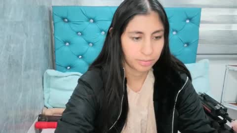  Mary Moon  online show from February 12, 2025, 5:16 pm