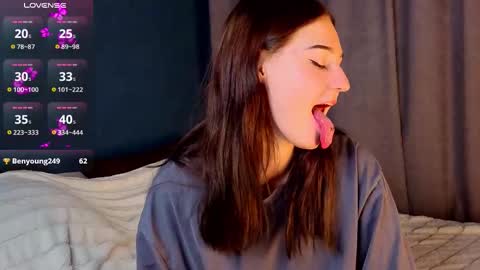 Snapshot of mary_smit chatting on September 11, 2025, 7:14 pm mary online show from September 11, 2025, 7:14 pm