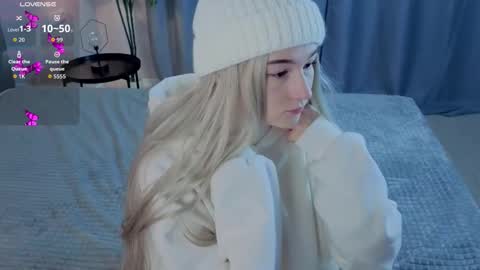 Snapshot of mary_smit chatting on October 26, 2025, 5:08 pm mary online show from October 26, 2025, 5:08 pm