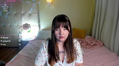 mary_stevenss online show from January 22, 2025, 12:38 pm