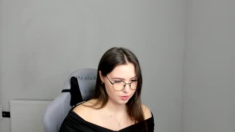 Alice online show from April 22, 2026, 6:49 am