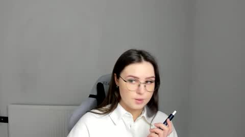Alice online show from April 30, 2026, 6:42 am