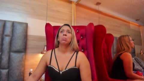 Snapshot of maryhawkey chatting on February 26, 2026, 11:42 am maryhawkey online show from February 26, 2026, 11:42 am