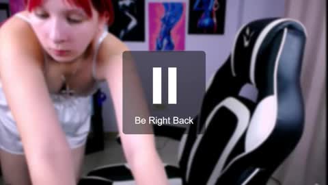 Snapshot of marylanee chatting on October 16, 2025, 4:57 am Mary online show from October 16, 2025, 4:57 am