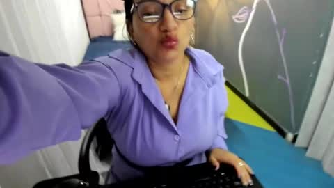 Marylin online show from March 6, 2025, 1:58 am