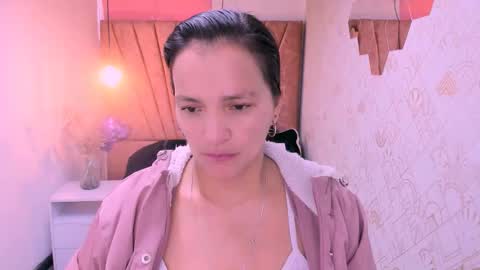Marylin online show from October 6, 2025, 7:22 pm