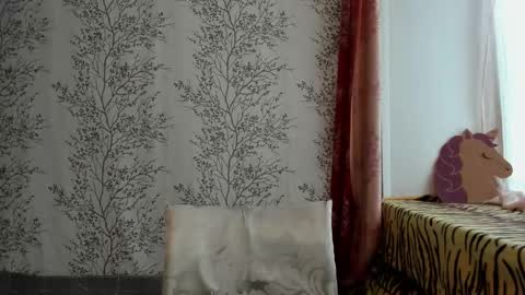 Snapshot of marylou_ chatting on January 28, 2025, 6:05 am Mary Lou online show from January 28, 2025, 6:05 am