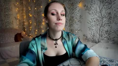 Snapshot of marylou_ chatting on September 28, 2025, 9:36 am Mary Lou online show from September 28, 2025, 9:36 am