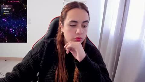 Dulce Maria online show from December 16, 2025, 8:47 pm