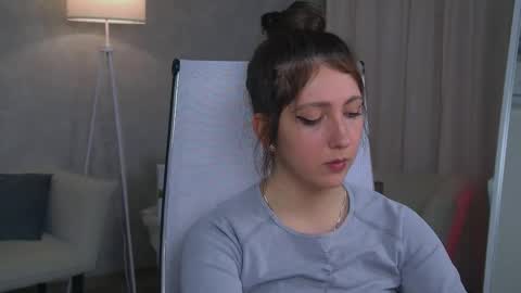 Mary Miller online show from November 14, 2025, 10:14 am