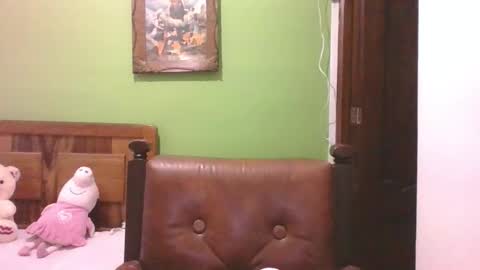 maryroldan online show from November 23, 2025, 10:31 pm