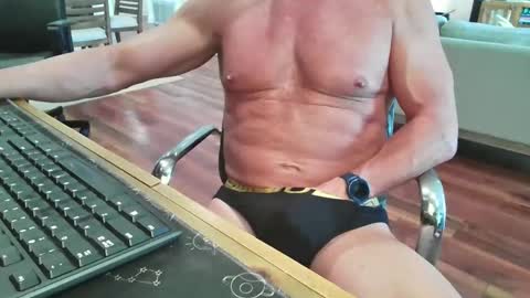Snapshot of mascmuscle49 chatting on January 6, 2026, 8:23 pm mascmuscle49 online show from January 6, 2026, 8:23 pm