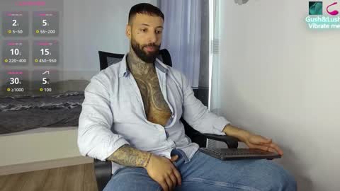 Snapshot of masculineguy69 chatting on October 17, 2025, 6:27 am masculineguy69 online show from October 17, 2025, 6:27 am