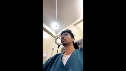 Mask Boy online show from February 3, 2025, 8:35 am