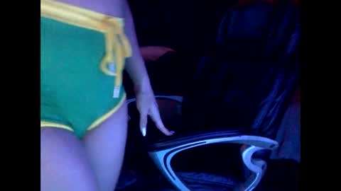 maskddcouple online show from March 24, 2026, 1:10 am