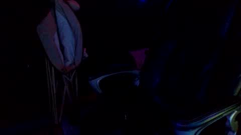 maskddcouple online show from March 30, 2026, 1:50 am