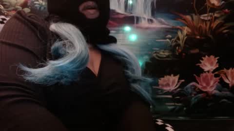 MaskedxXxCouple online show from December 4, 2024, 3:21 pm