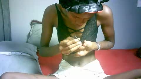 Snapshot of maskgang001 chatting on April 25, 2026, 4:37 am maskgang001 online show from April 25, 2026, 4:37 am
