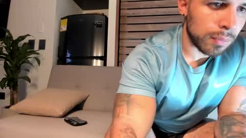 Snapshot of mason_fit chatting on February 20, 2025, 1:46 am Mason Andre online show from February 20, 2025, 1:46 am