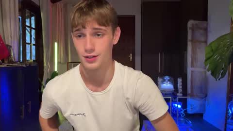 Mason online show from October 17, 2025, 8:44 pm