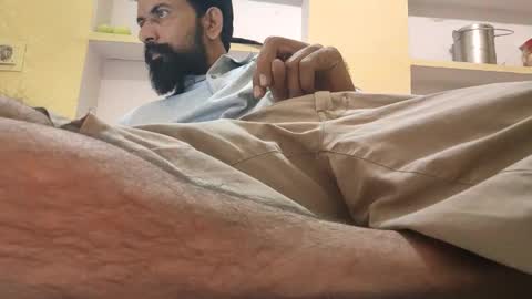 Mass online show from November 28, 2025, 10:29 am