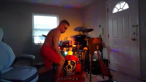 Snapshot of massageartist chatting on November 22, 2025, 8:52 pm HappyZending online show from November 22, 2025, 8:52 pm