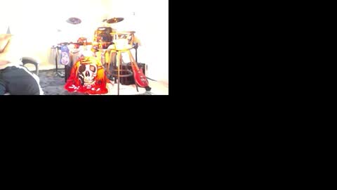 Snapshot of massageartist chatting on November 23, 2025, 6:19 pm HappyZending online show from November 23, 2025, 6:19 pm