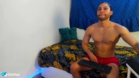 Snapshot of massatgeserotics chatting on January 9, 2025, 12:35 am I Am Odin  online show from January 9, 2025, 12:35 am