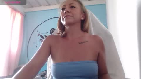 massiel ferreti online show from October 23, 2025, 8:40 pm