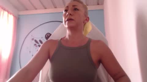 massiel ferreti online show from March 6, 2026, 9:00 pm