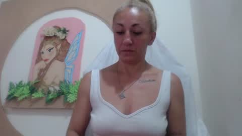 Snapshot of massielferretis chatting on July 8, 2026, 10:53 am massiel ferreti online show from July 8, 2026, 10:53 am