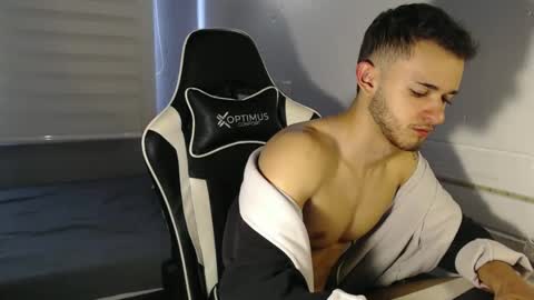 massimo online show from December 9, 2024, 3:54 pm