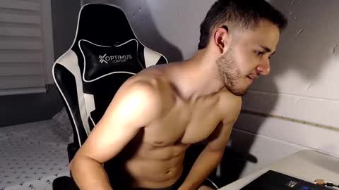 massimo online show from December 22, 2024, 2:49 am