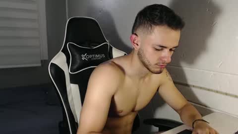 massimo online show from January 10, 2025, 2:57 am