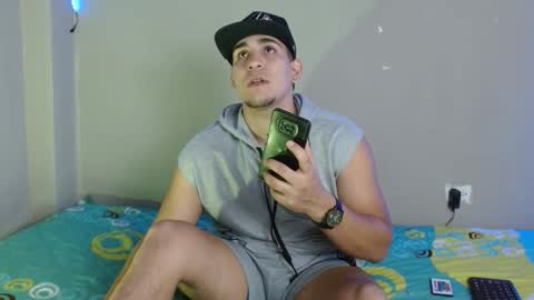 massimo_vidal online show from October 28, 2025, 2:31 pm