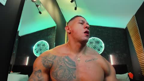 massimowalton2 online show from January 11, 2025, 2:20 am