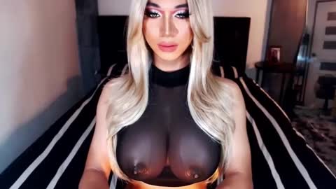 Snapshot of massivecockxmistress chatting on September 13, 2025, 7:02 pm Aica online show from September 13, 2025, 7:02 pm