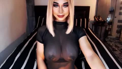 Snapshot of massivecockxmistress chatting on October 12, 2025, 3:05 am Aica online show from October 12, 2025, 3:05 am