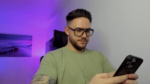 Alex online show from January 13, 2026, 7:52 pm