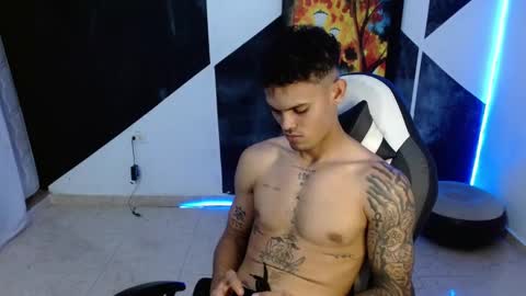 master_black777 online show from March 18, 2026, 9:07 pm