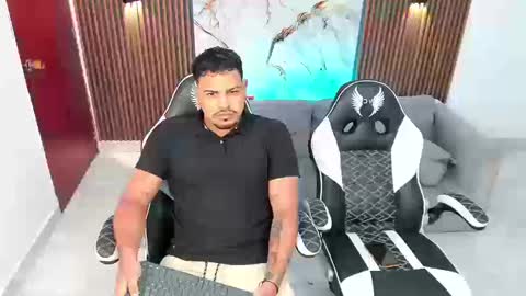 master_javi online show from September 17, 2025, 4:58 am