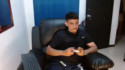 master melo online show from November 10, 2025, 1:37 am