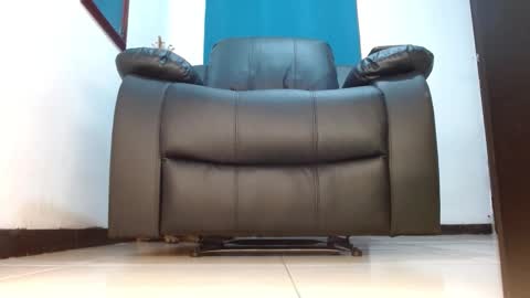 master melo online show from November 17, 2025, 1:06 pm