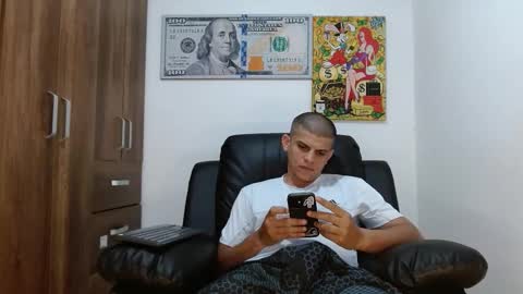 master melo online show from November 22, 2025, 3:27 am