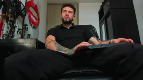 steven  online show from January 30, 2025, 7:26 pm