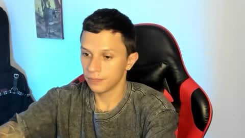 Snapshot of masterdave7 chatting on February 13, 2026, 1:34 am Dave online show from February 13, 2026, 1:34 am