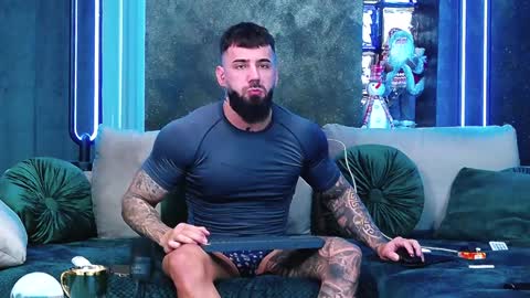 masterkingofmuscle online show from December 10, 2024, 9:55 am