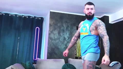 masterkingofmuscle online show from January 10, 2025, 6:31 am